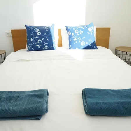 La Marina Seaview Penthouse Apartment *